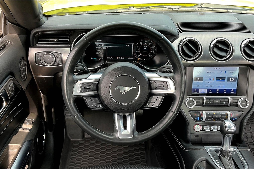 2021 Ford Mustang EcoBoost Premium photo 4
