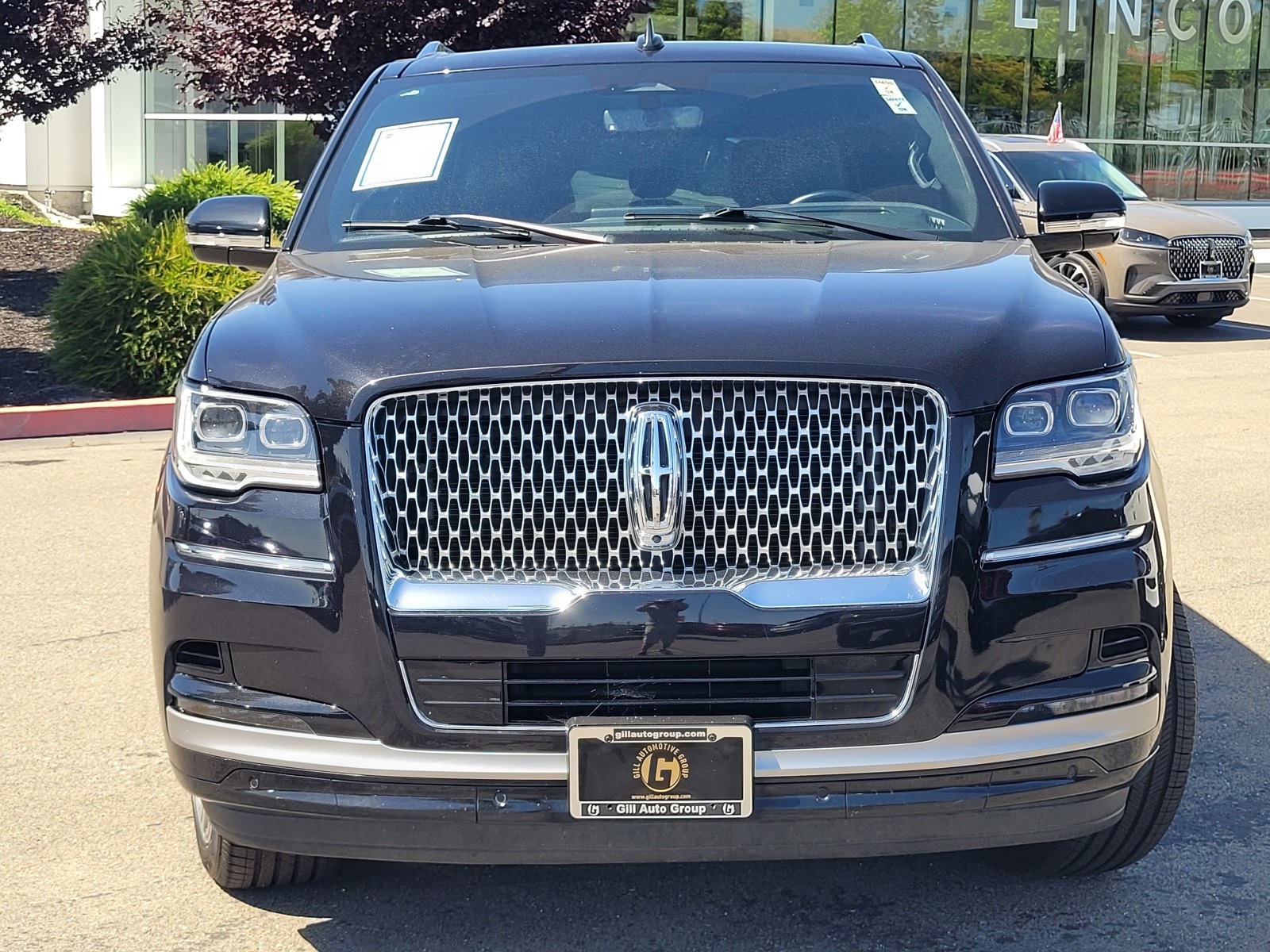 2023 Lincoln Navigator Reserve photo 2