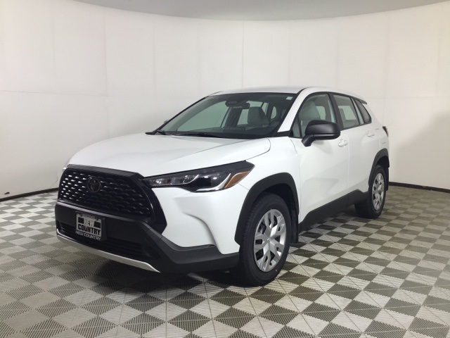 2023 Toyota Corolla Cross L photo 3