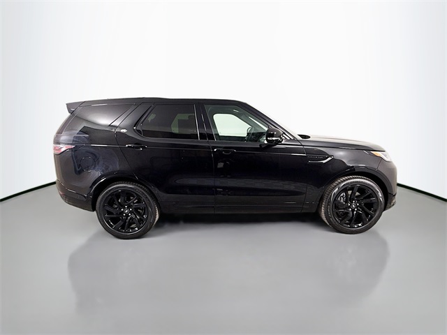 2025 Land Rover Discovery SE photo 4