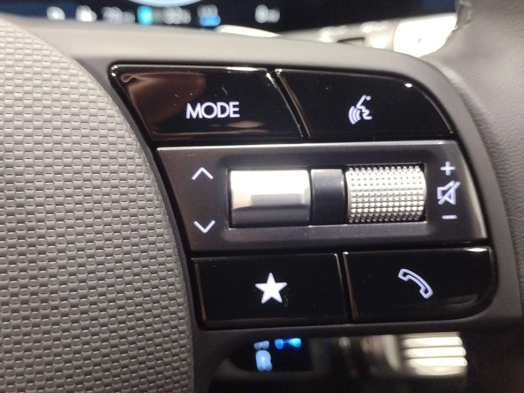 2025 Hyundai Ioniq 5 photo 24