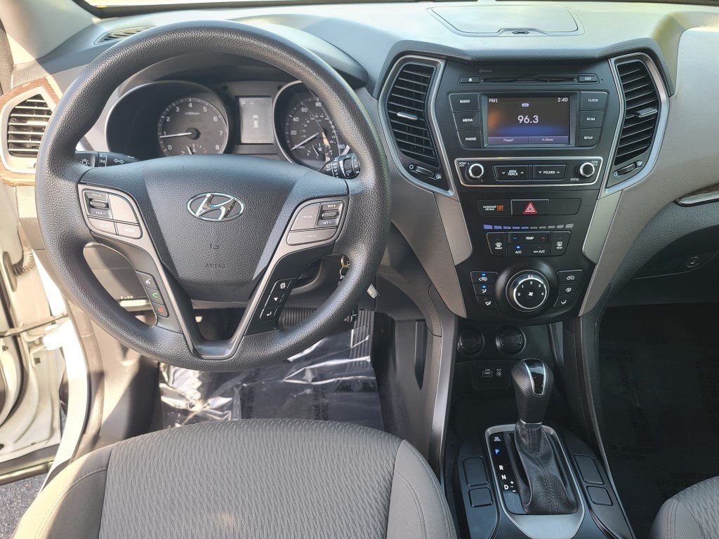 2018 Hyundai Santa Fe Sport Base photo 3