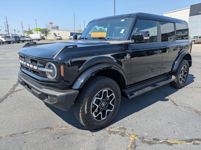 2025 Ford Bronco Outer Banks photo 7