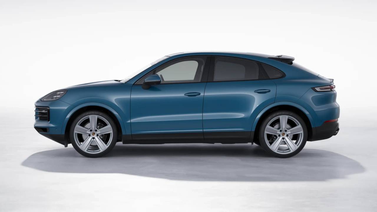2026 Porsche Cayenne Coupe photo 2