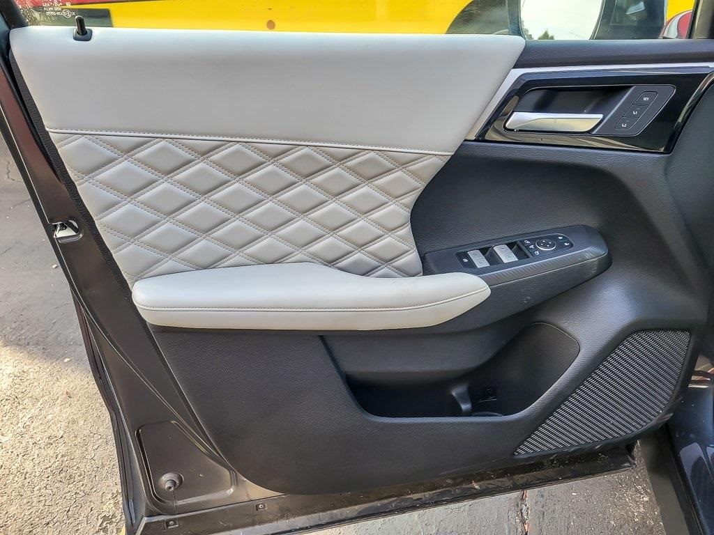 2024 MITSUBISHI OUTLANDER - Image 16