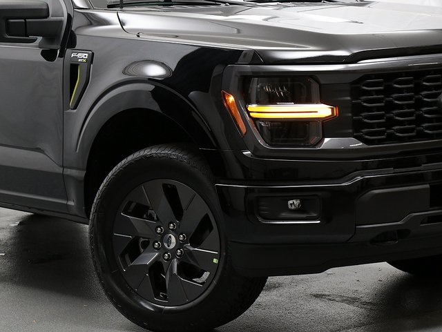 2025 Ford F-150 STX photo 3