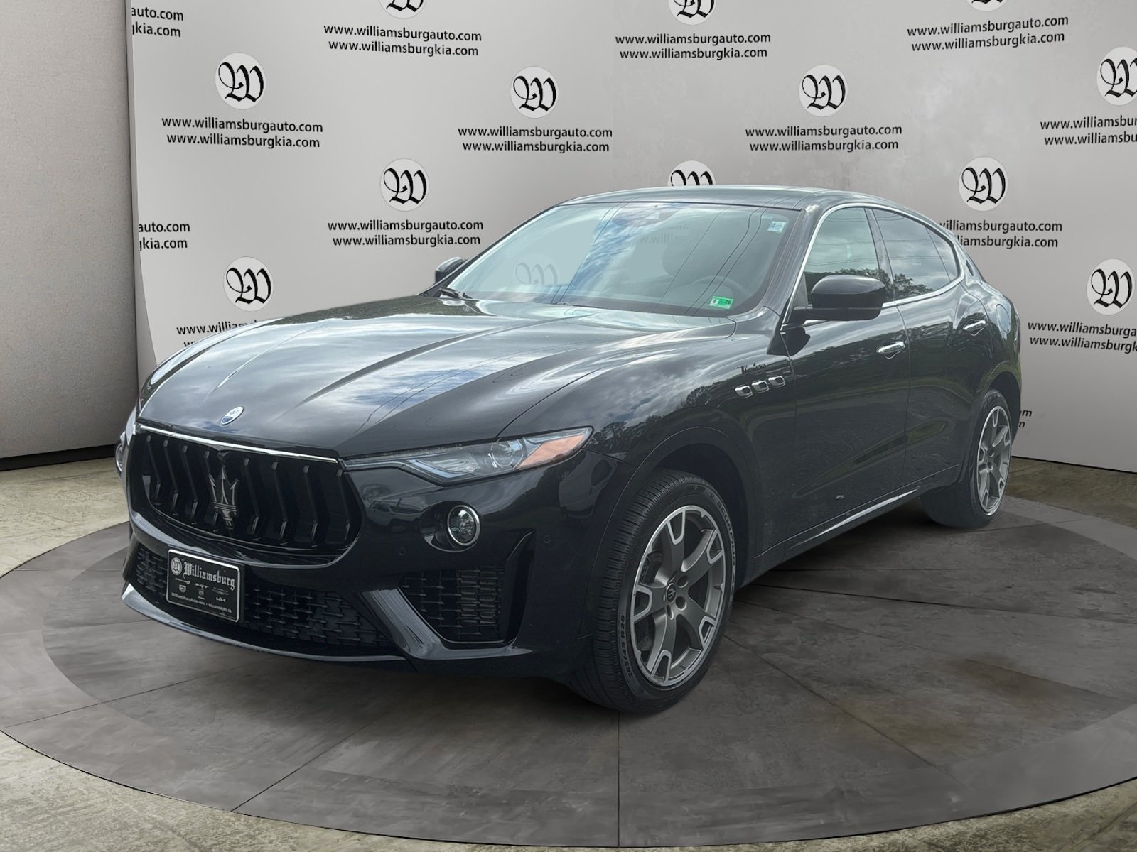 2023 Maserati Levante Modena's photo