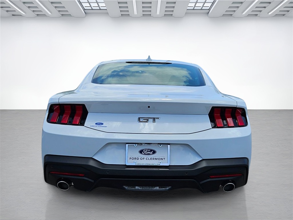 2025 Ford Mustang GT photo 6