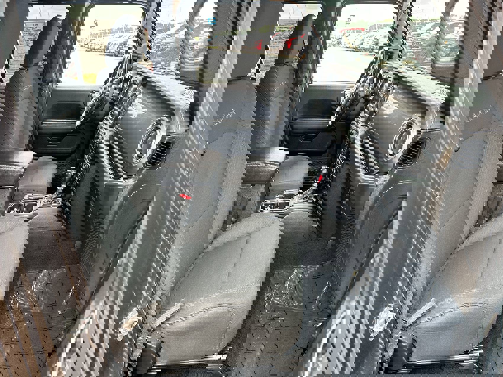 2020 Jeep Wrangler Unlimited Sahara photo 23