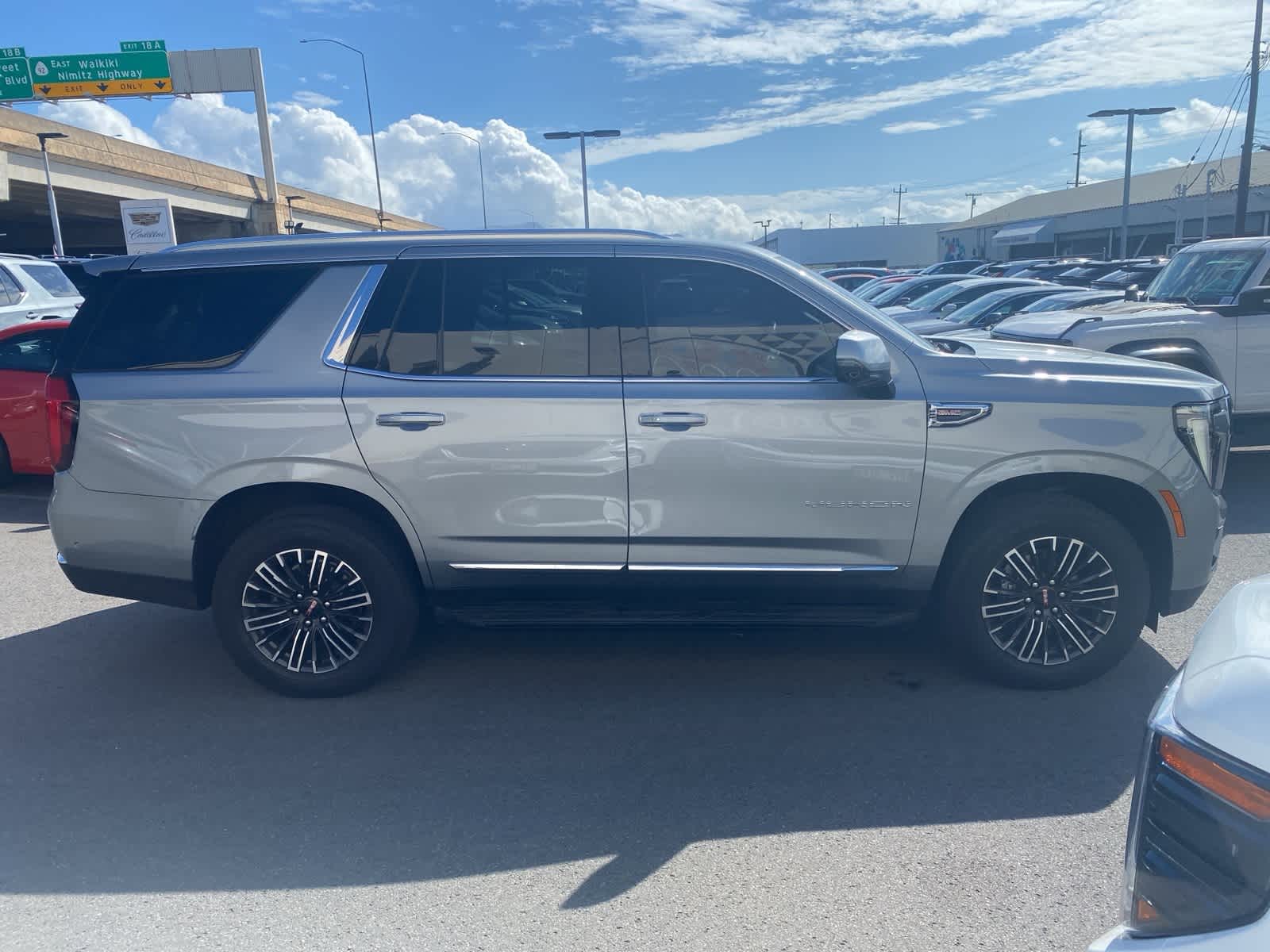 2025 Gmc Yukon photo 4