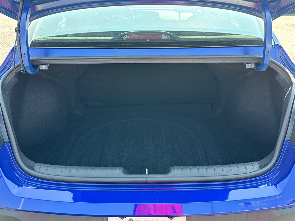 2024 Hyundai Elantra SEL photo 17
