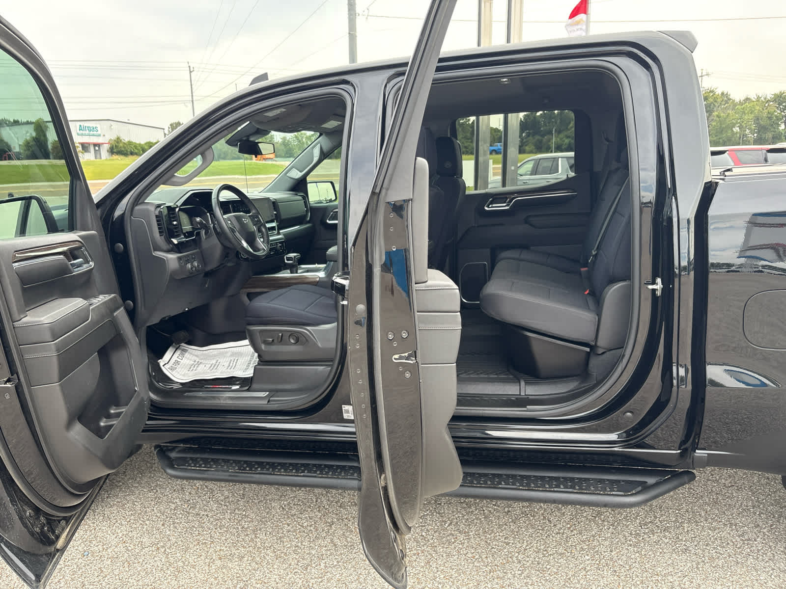 2023 Chevrolet Silverado 1500 LT Trail Boss photo 30