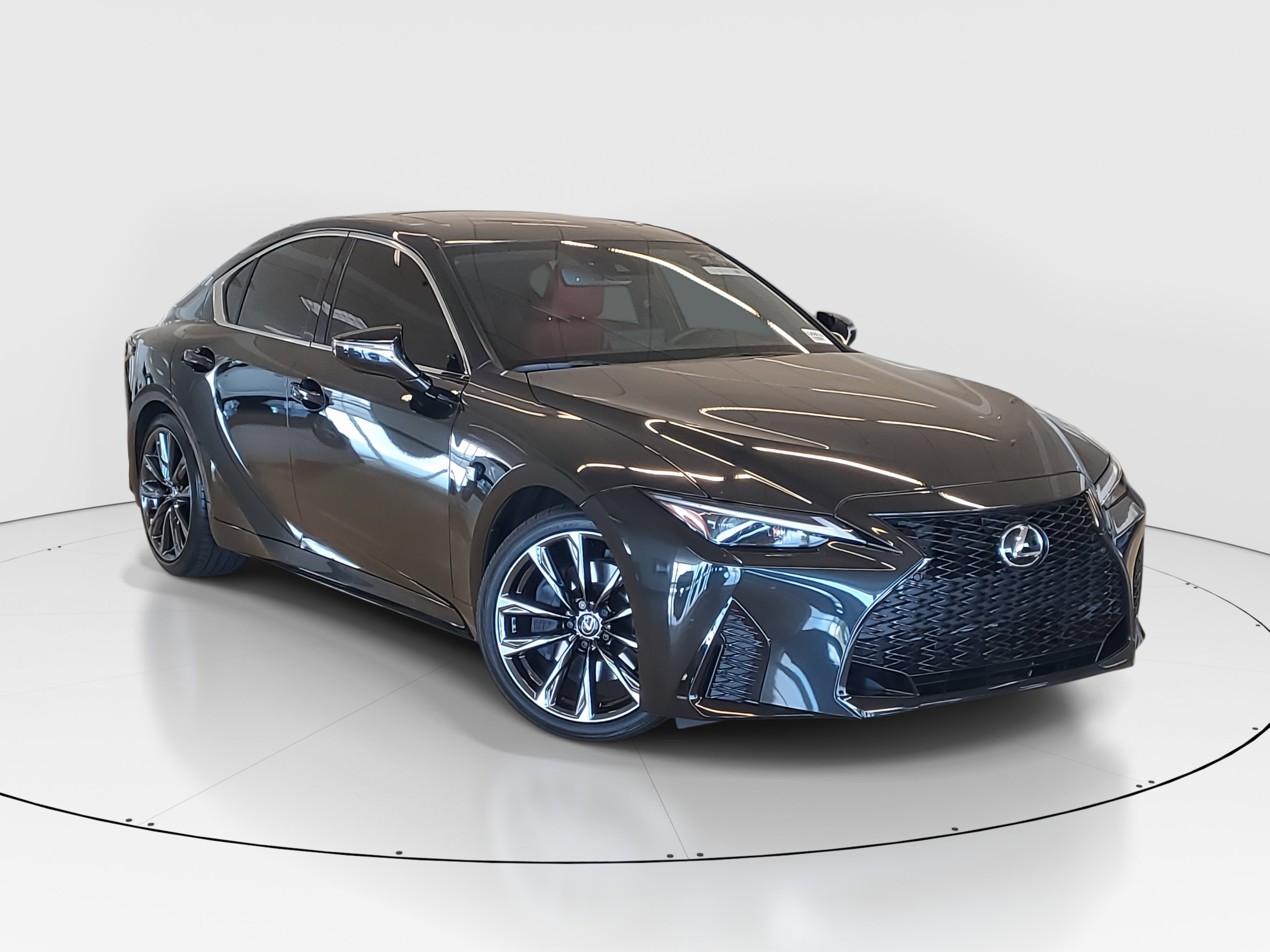 2024 Lexus IS 300 F SPORT photo 2