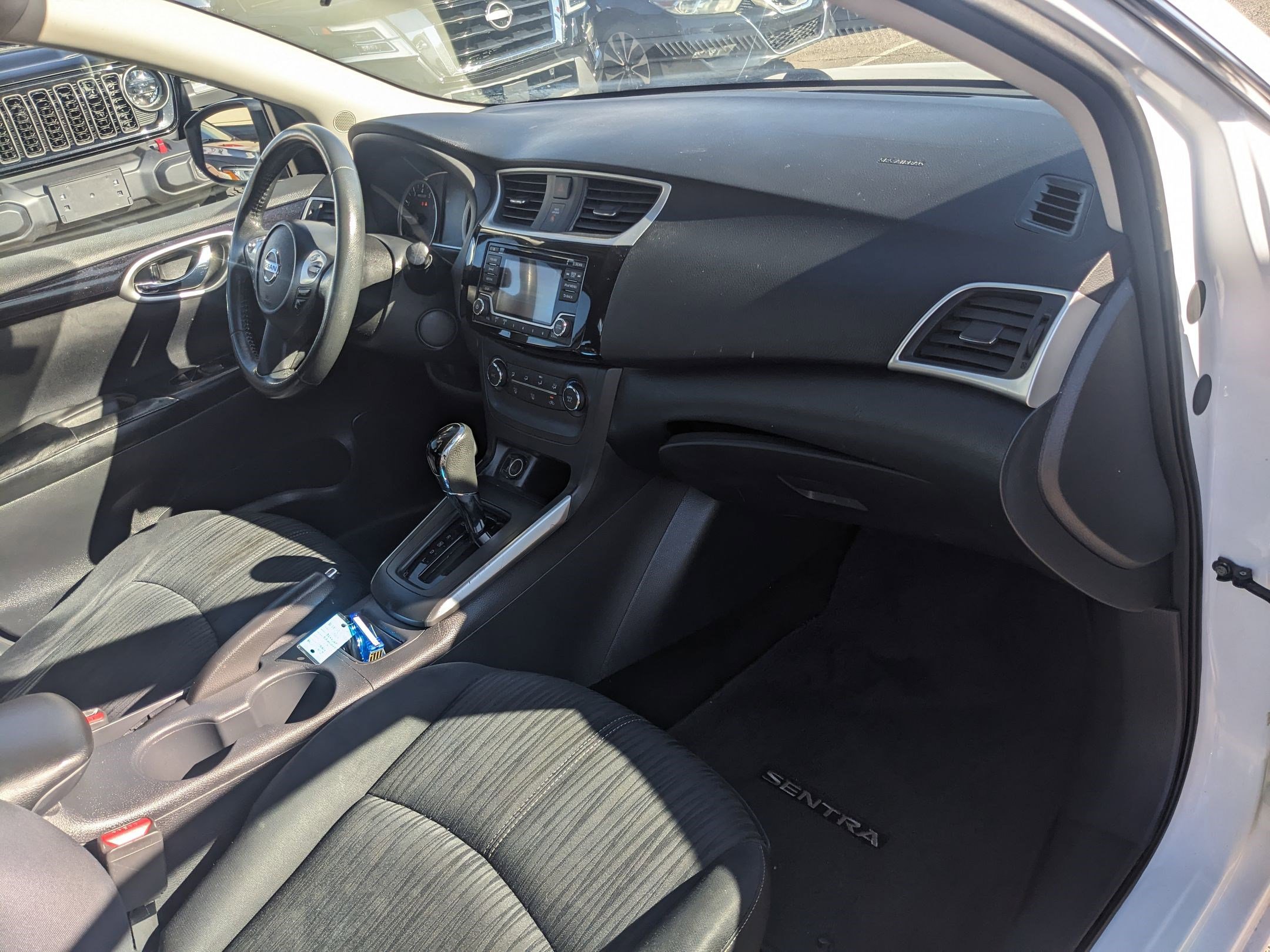 2017 Nissan Sentra SV photo 28
