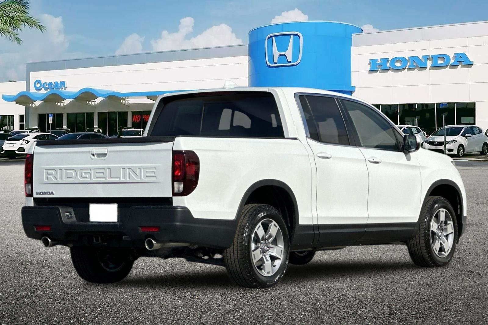 2025 Honda Ridgeline RTL photo 4