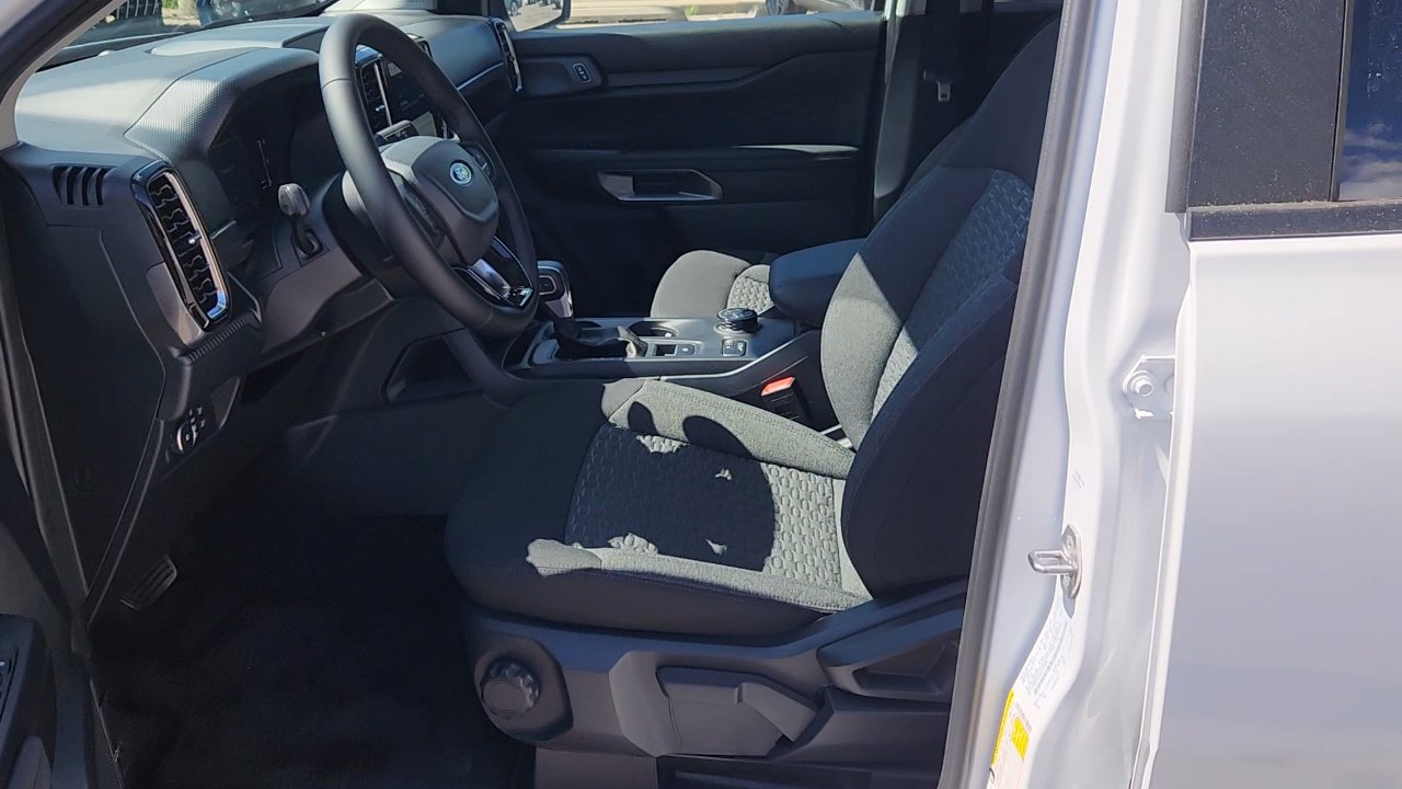 2025 Ford Ranger XLT photo 17