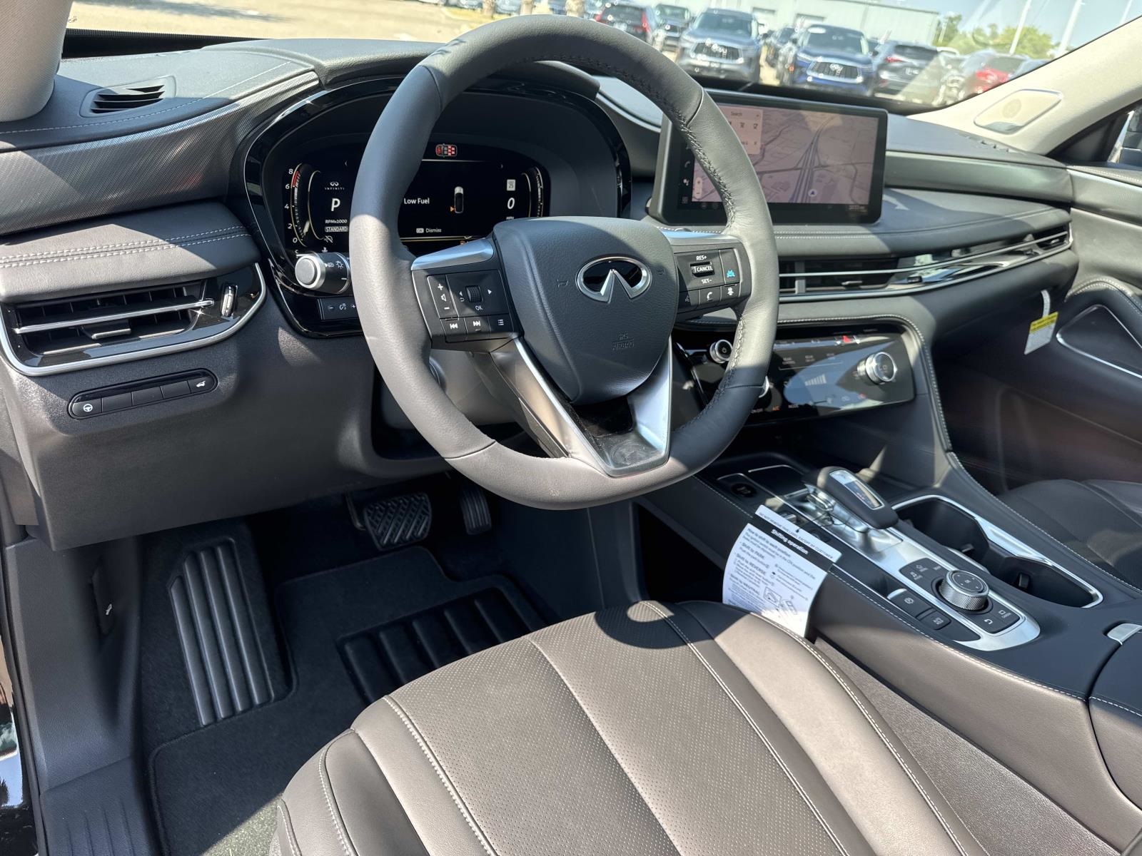 2026 Infiniti QX60 Luxe photo 12