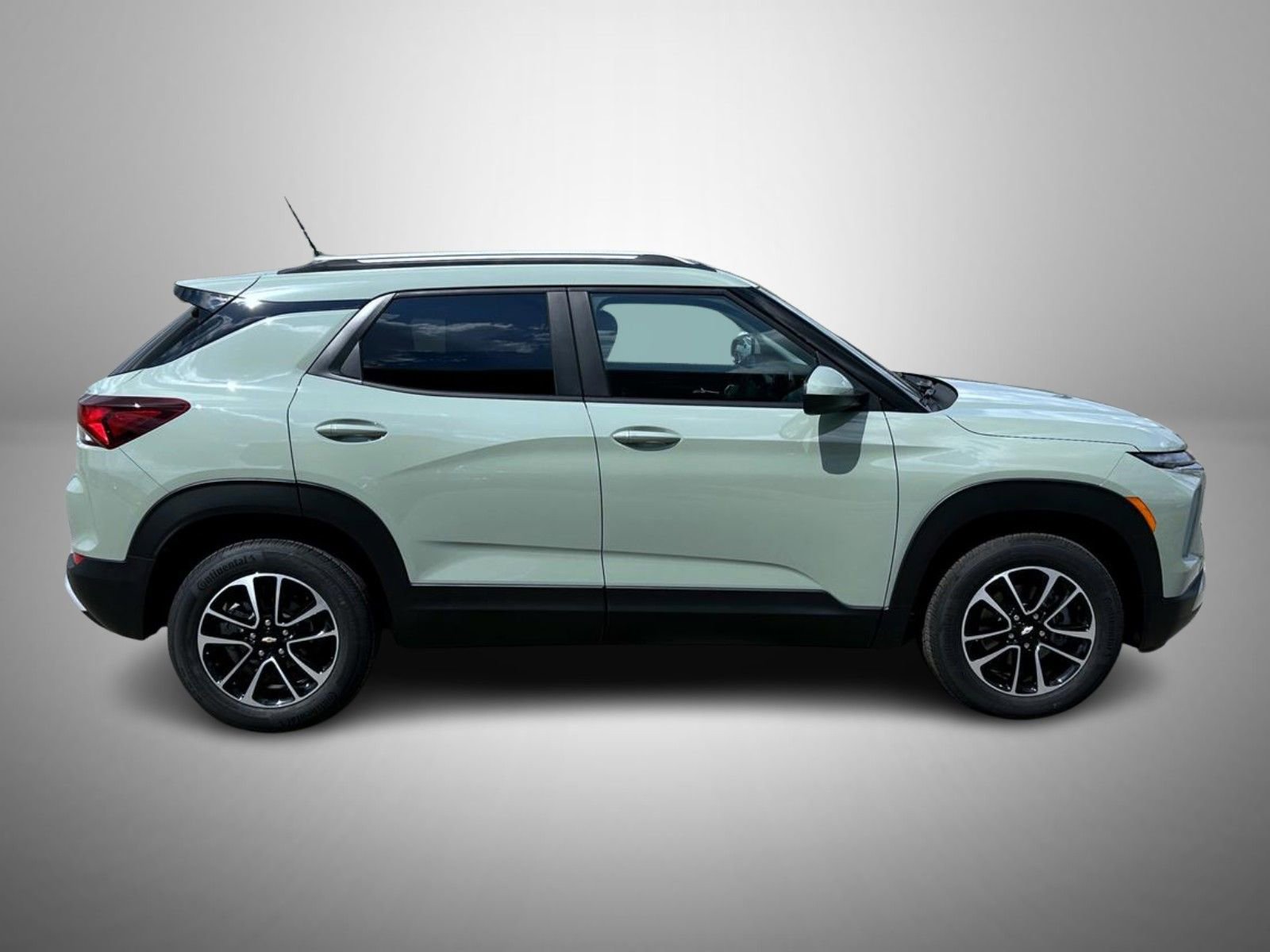 2026 Chevrolet Trailblazer LT photo 4