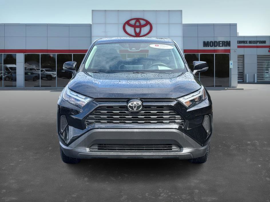 2023 Toyota RAV4 LE photo 2