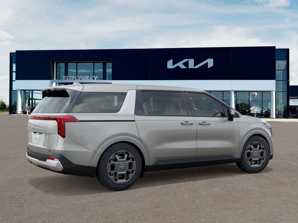 2026 Kia Carnival EX photo 5
