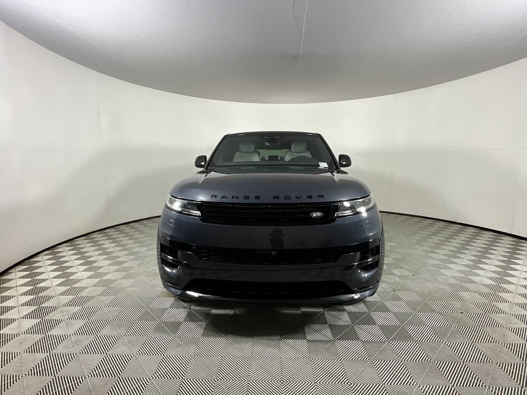 2025 Land Rover Range Rover Sport SE photo 8