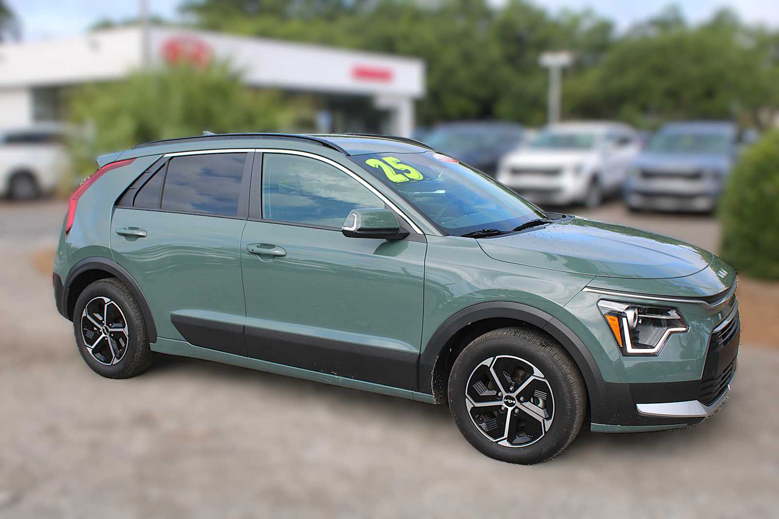 2025 Kia Niro EX photo 3
