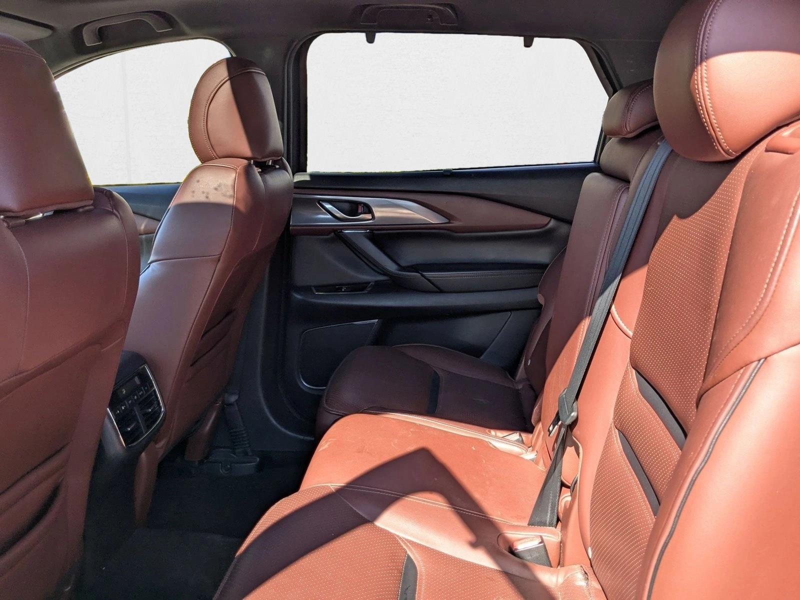 2016 Mazda CX-9 Signature photo 19