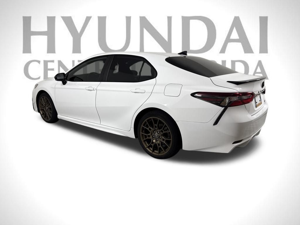 2023 Toyota Camry SE photo 8