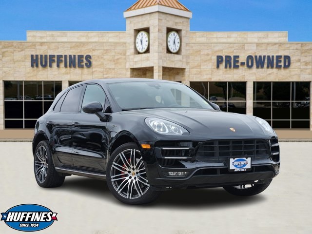 2018 Porsche Macan Turbo's photo
