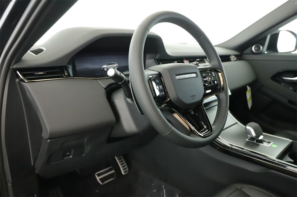 2024 Land Rover Range Rover Evoque Dynamic SE photo 4