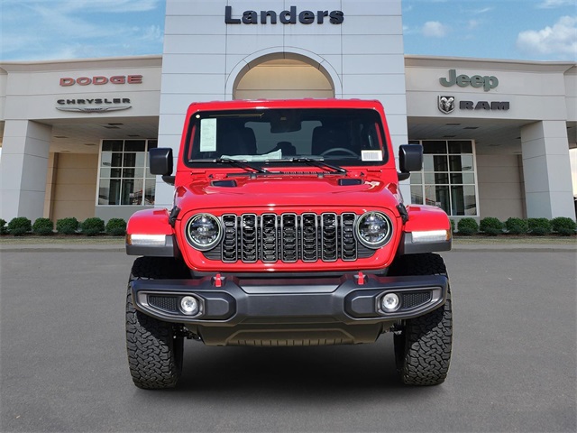 2025 Jeep Wrangler Rubicon photo 2