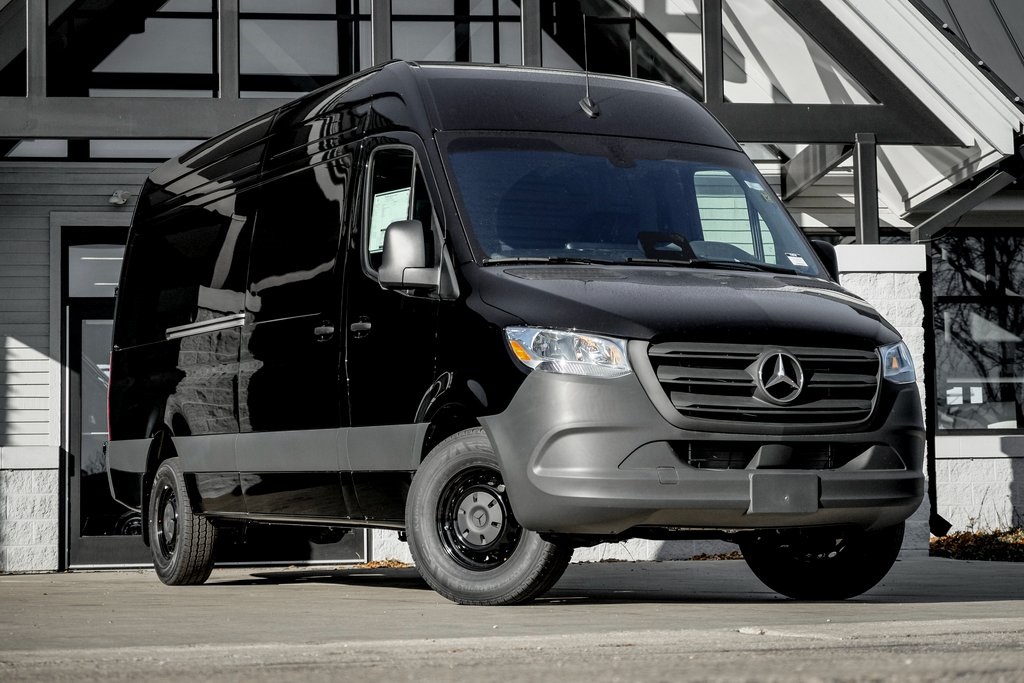 2026 Mercedes-Benz Sprinter Cargo Van Base's photo
