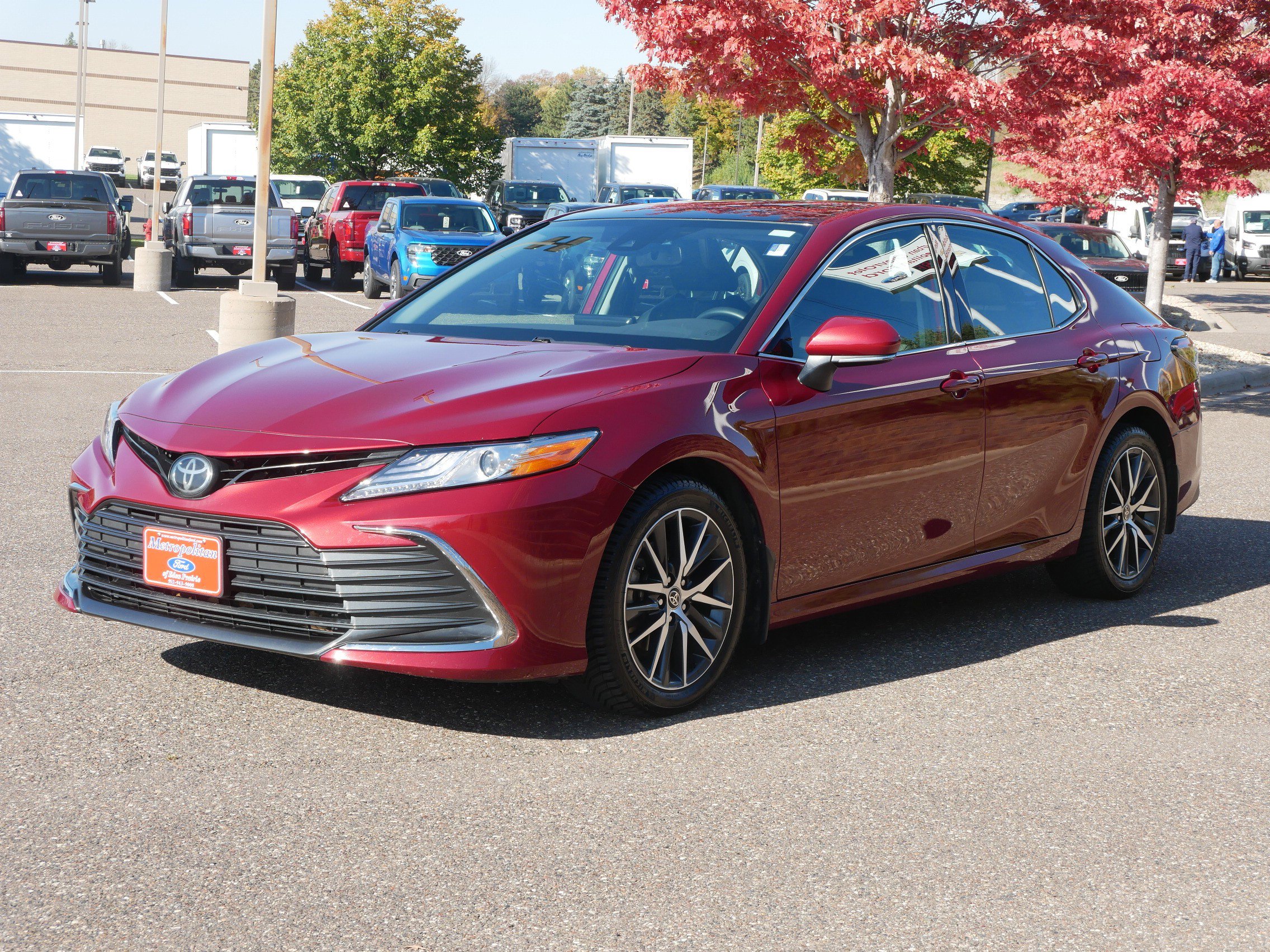 2022 Toyota Camry XLE photo 3