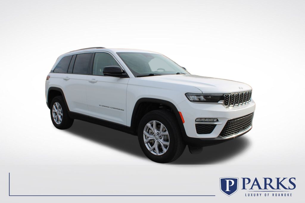 2022 Jeep Grand Cherokee Limited's photo