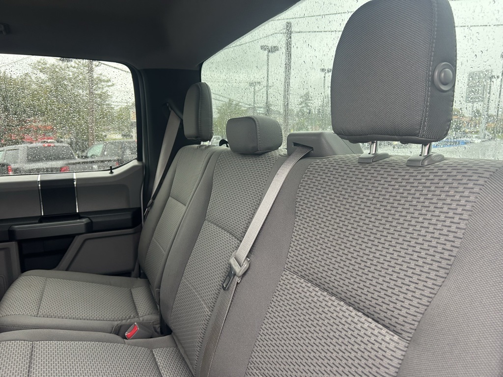 2016 Ford F-150 XLT photo 23