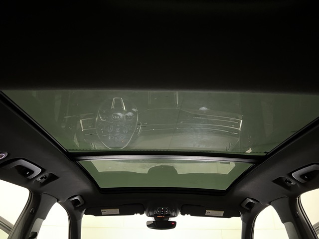 2022 Audi Q7 55 Premium Plus photo 14