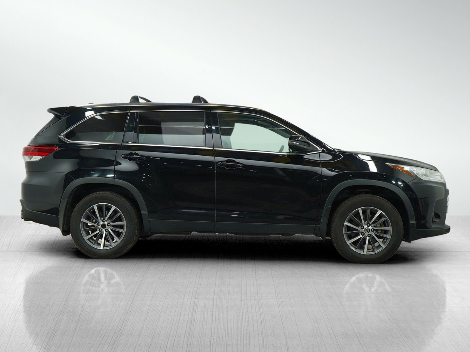 2019 Toyota Highlander XLE photo 6