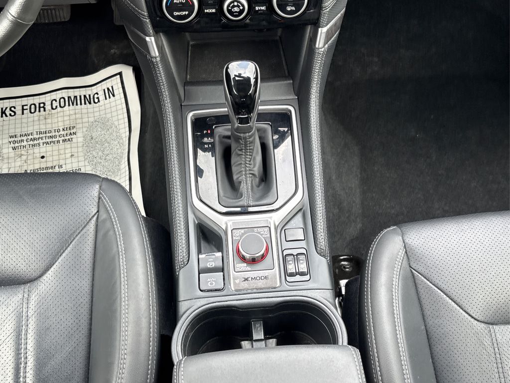 2022 Subaru Forester Limited photo 17
