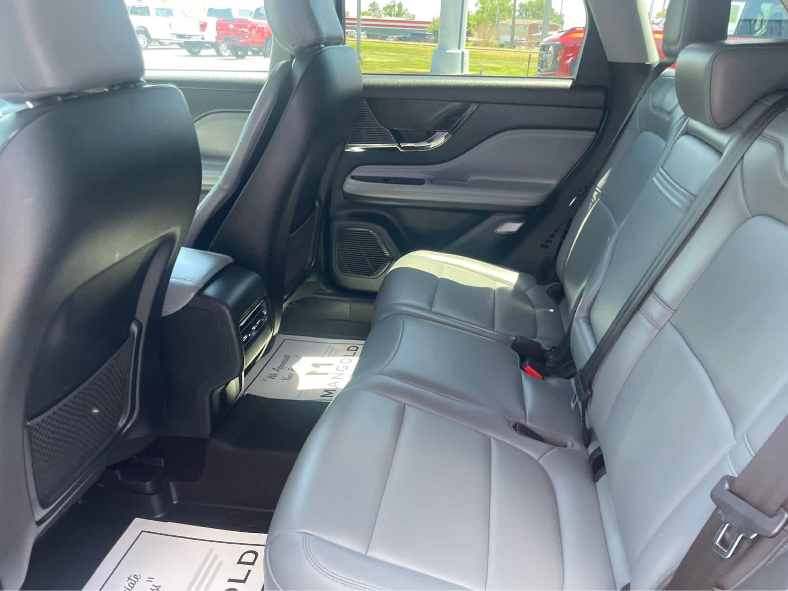 2022 Lincoln Corsair Standard photo 13
