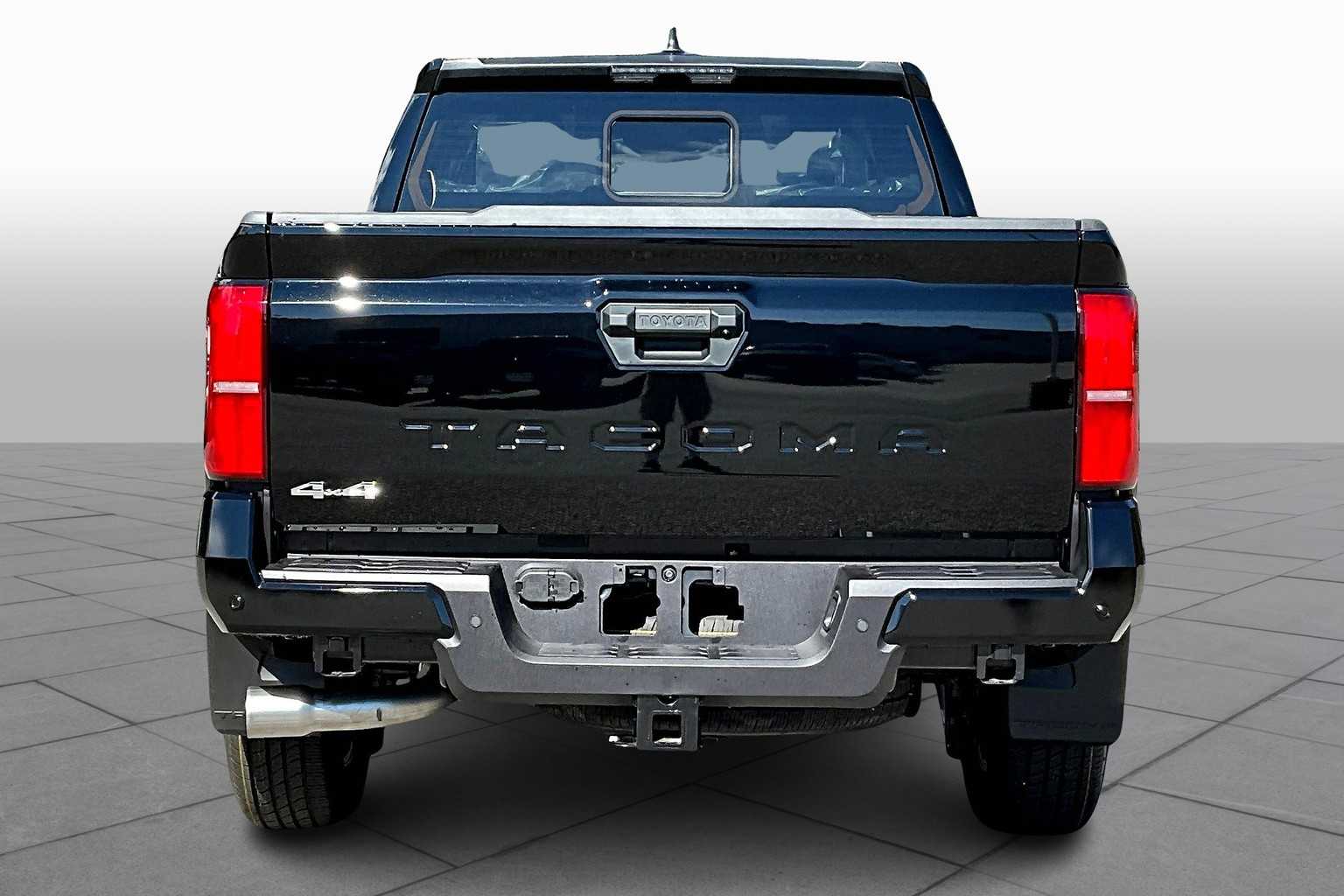 2025 Toyota Tacoma SR5 4x4 Double Cab photo 3
