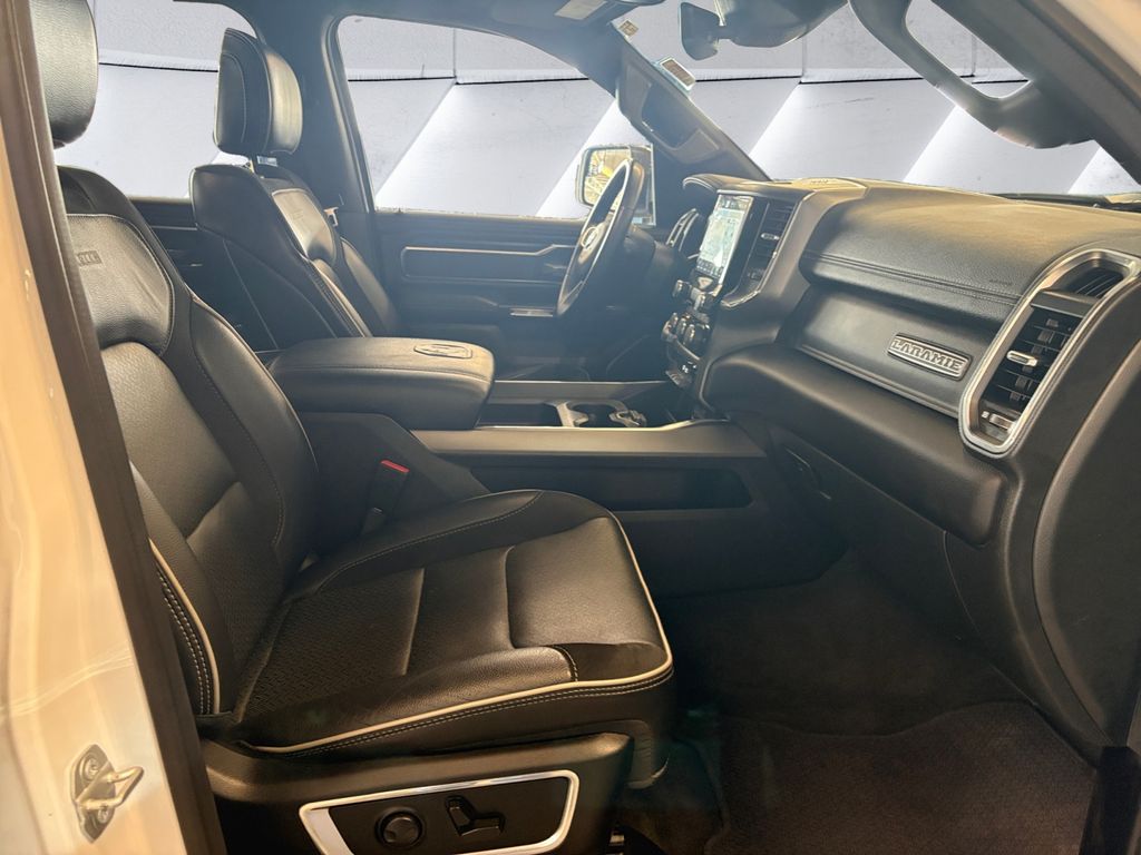 2024 Ram 1500 Laramie photo 13