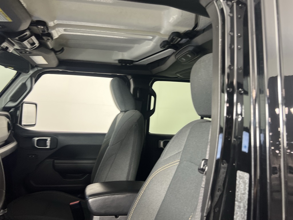 2024 Jeep Wrangler Sport S photo 16