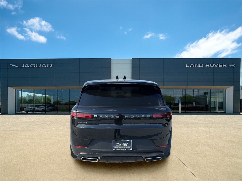 2025 Land Rover Range Rover Sport SE photo 8