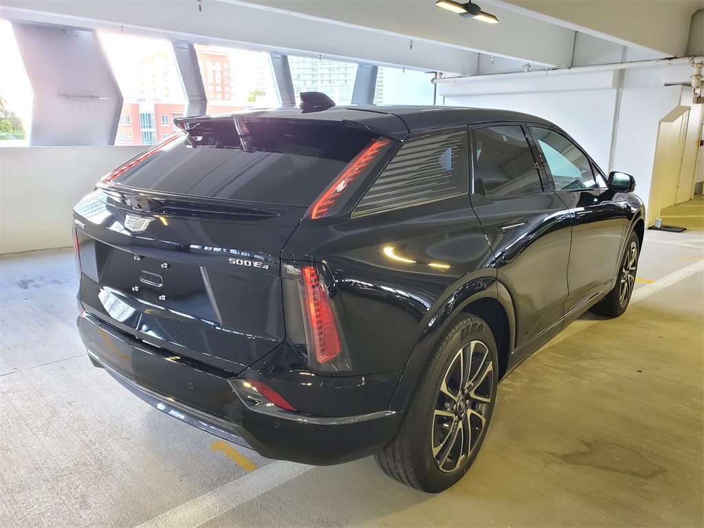 2025 Cadillac Optiq Sport photo 3