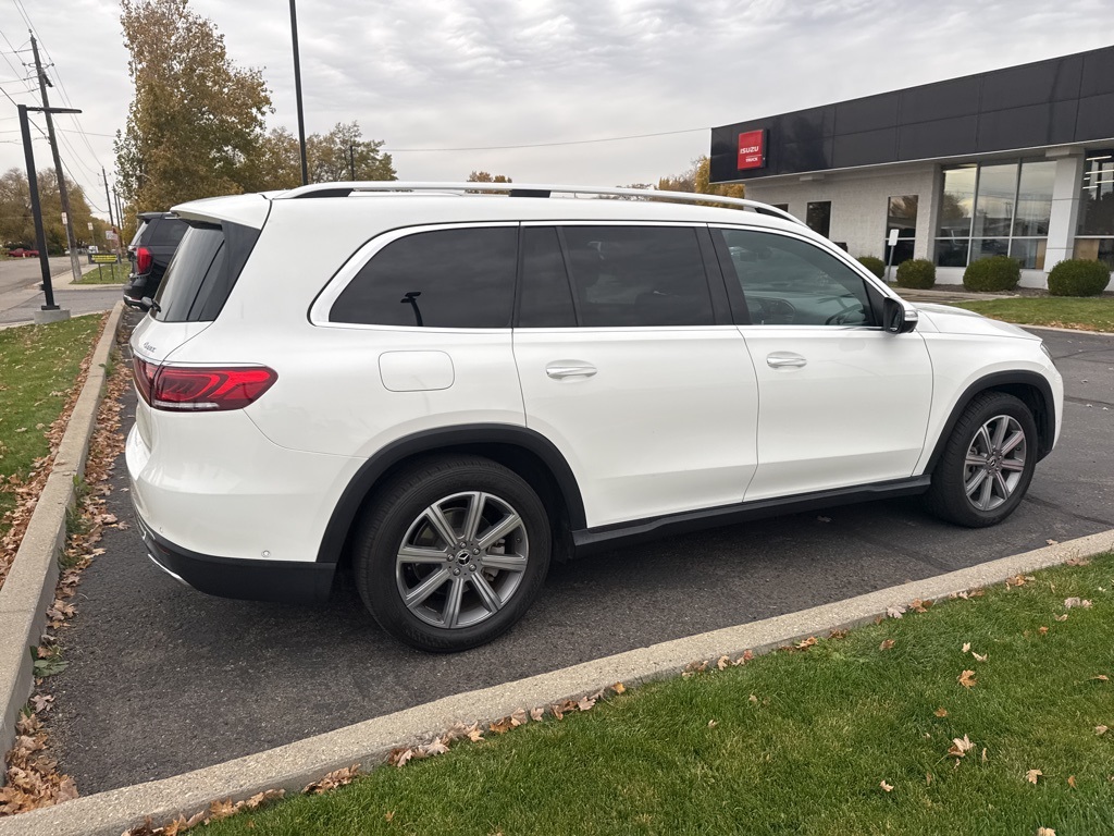 2022 Mercedes Benz GLS 450 4MATIC photo 4