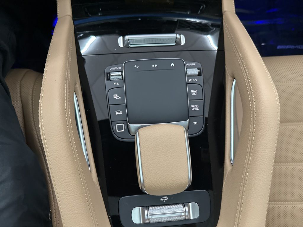 2026 Mercedes Benz GLS 580 4MATIC photo 16