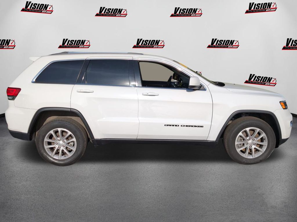 2021 Jeep Grand Cherokee Laredo X photo 4