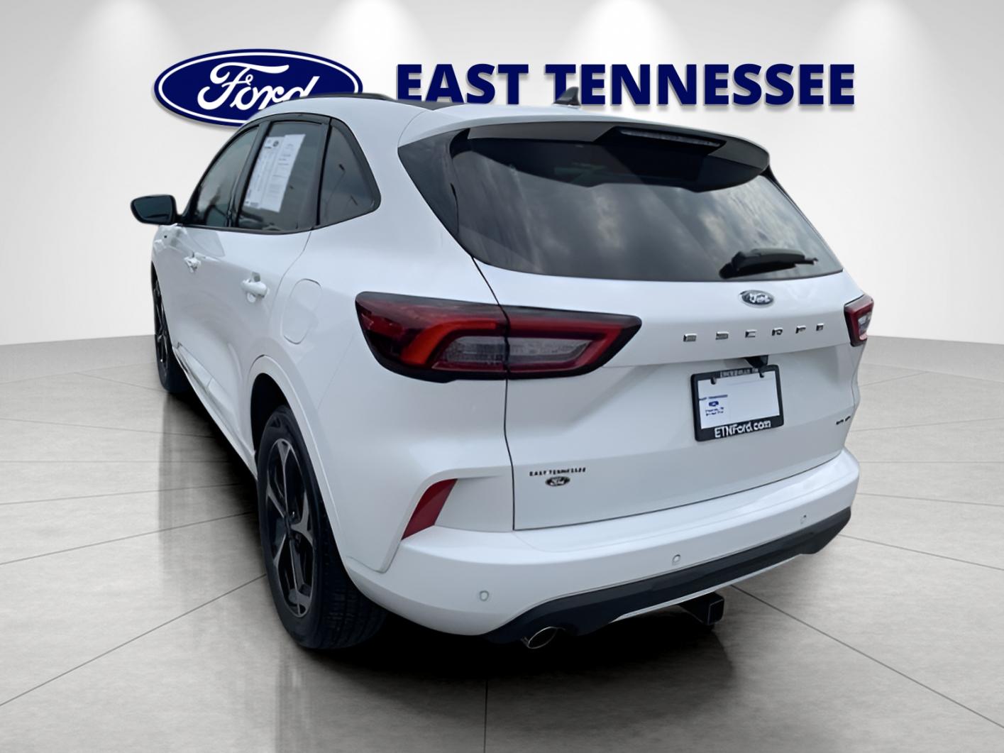 2023 Ford Escape ST-Line Select photo 4