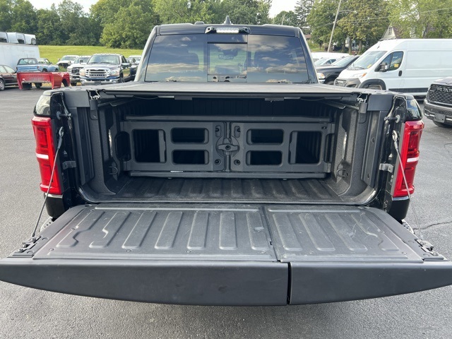 2025 Ram 1500 photo 5
