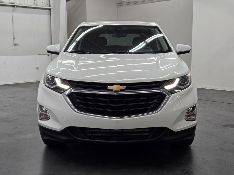 2019 Chevrolet Equinox LT photo 4